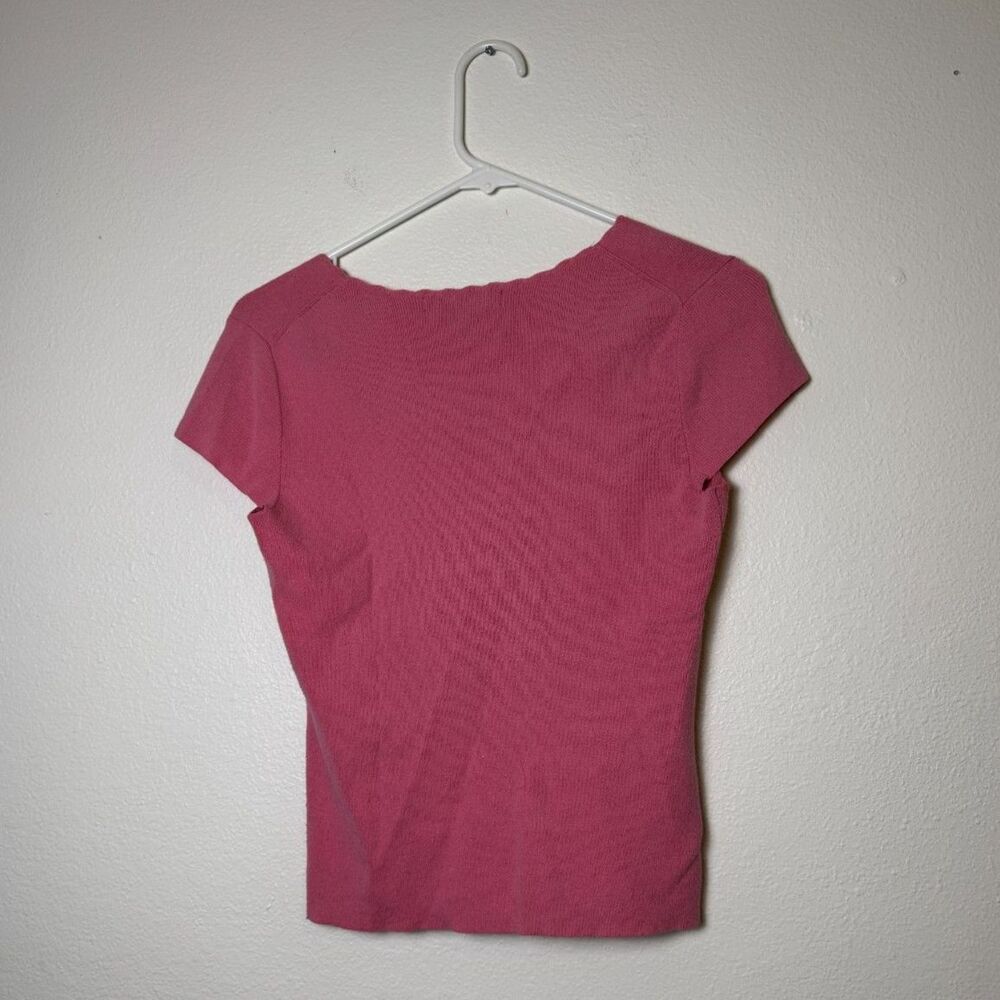 Express Womens S Pink‎ Knit Top Scalloped V-Neck Short Sleeve Stretch - Picture 2 of 8